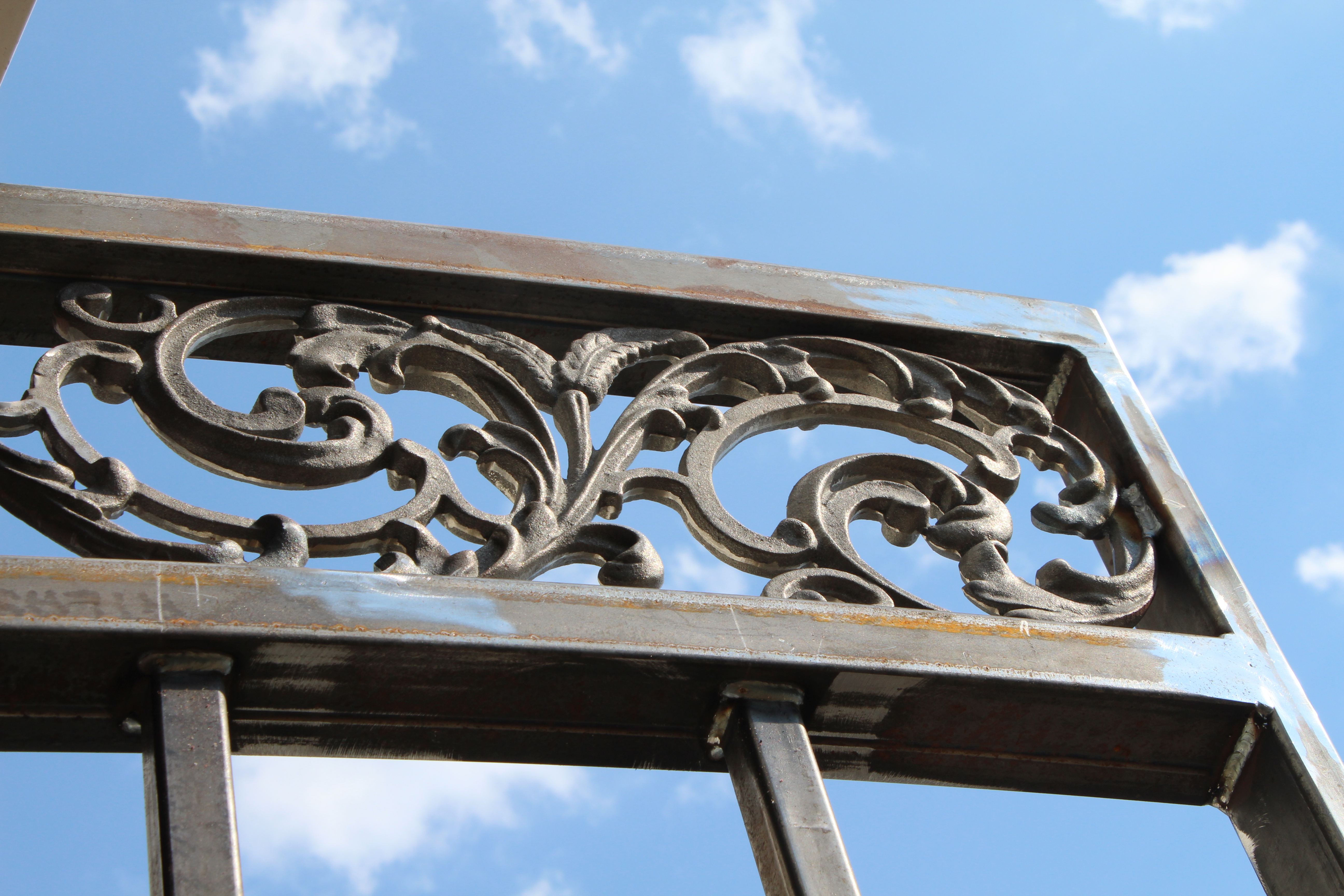 weaver gate top