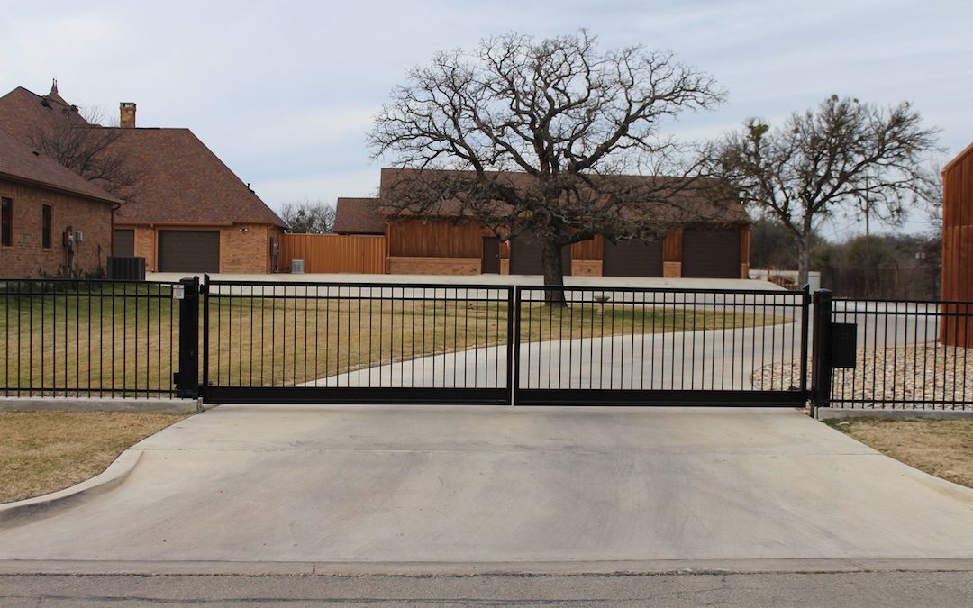 Simple Double Driveway Gate