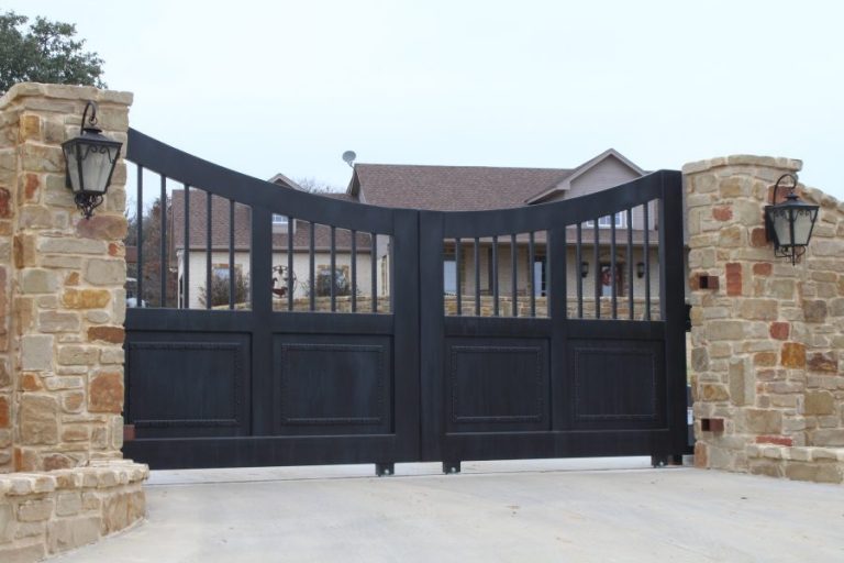 Can Driveway Gates Open Outwards? Aberdeen Gate