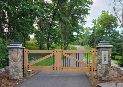 Straight Line Faux Wood Aluminum Gate