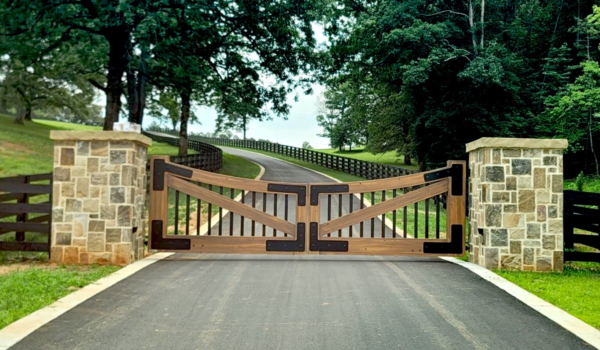 Canoe Custom Homes Complete Entrance